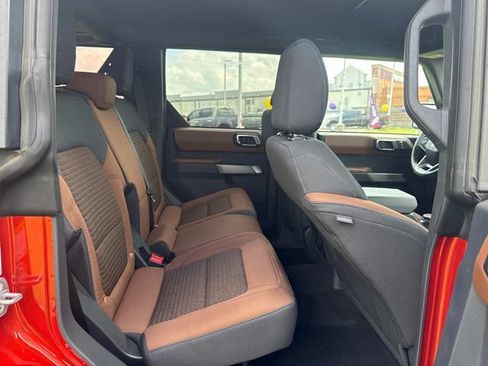 Used 2023 Ford Bronco Outer Banks AWD/4WD image 16