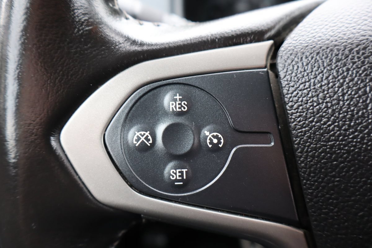 Used 2017 Chevrolet Colorado Z71 AWD/4WD image 29
