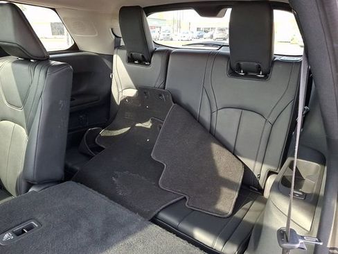 Used 2022 INFINITI QX60 Sensory w/ Vision Package AWD/4WD image 11