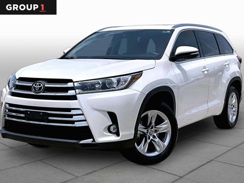 Used 2019 Toyota Highlander Limited FWD image 1