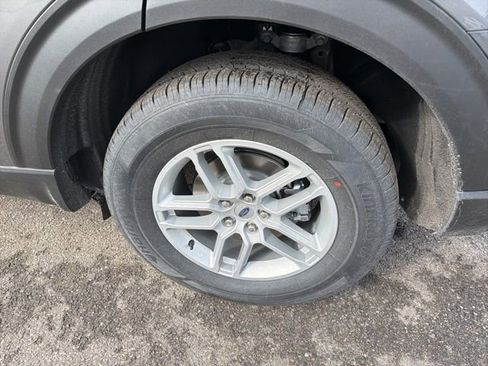 New 2026 Ford Explorer Active image 6