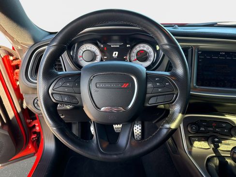 Used 2020 Dodge Challenger R/T Scat Pack w/ Shaker Package image 21