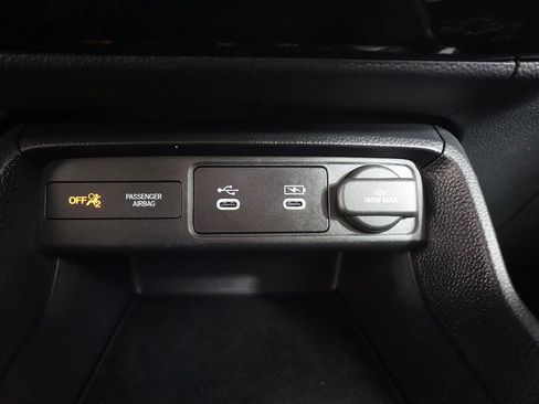 Certified 2025 Honda Civic Sport image 46