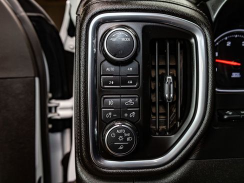 Used 2020 Chevrolet Silverado 2500 High Country w/ Z71 Off-Road Package image 16