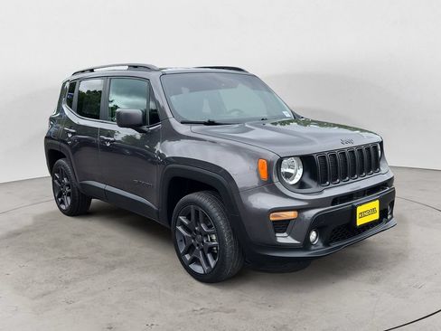 Used 2021 Jeep Renegade Latitude AWD/4WD image 3
