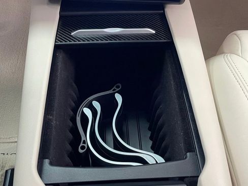 Used 2017 Tesla Model S P100D image 40