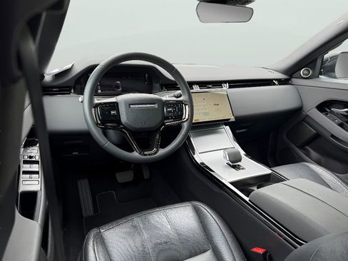 Used 2024 Land Rover Range Rover Evoque S AWD/4WD image 19