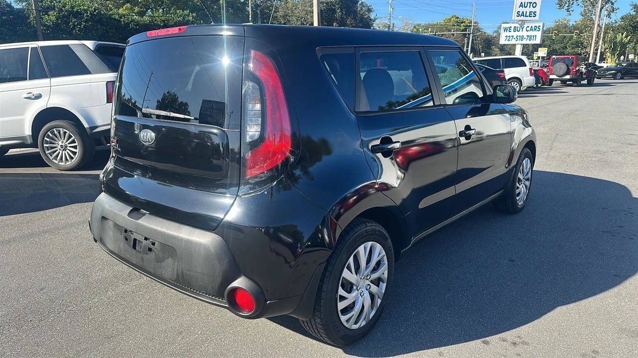 Used 2015 Kia Soul FWD image 6