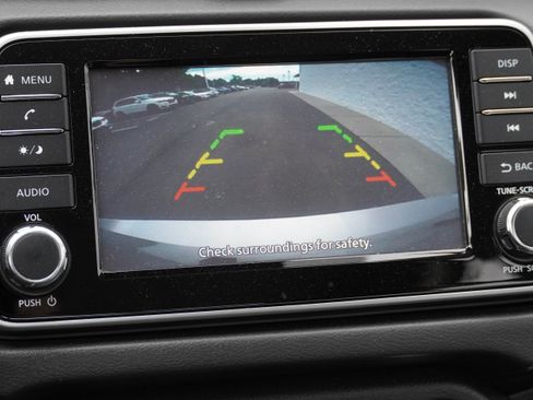 Used 2020 Nissan Versa S FWD image 25