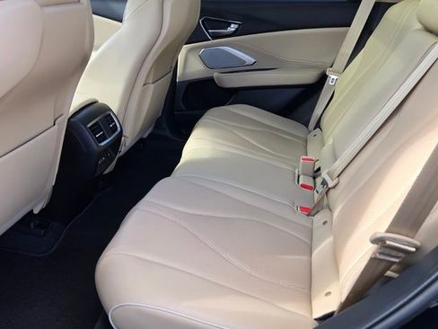 Certified 2024 Acura RDX SH-AWD w/ Advance Package image 11