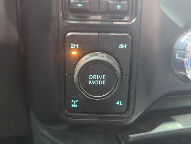 Used 2025 Ford F350 Platinum AWD/4WD image 31