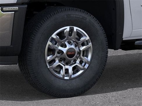 New 2026 GMC Sierra 2500 Pro image 9