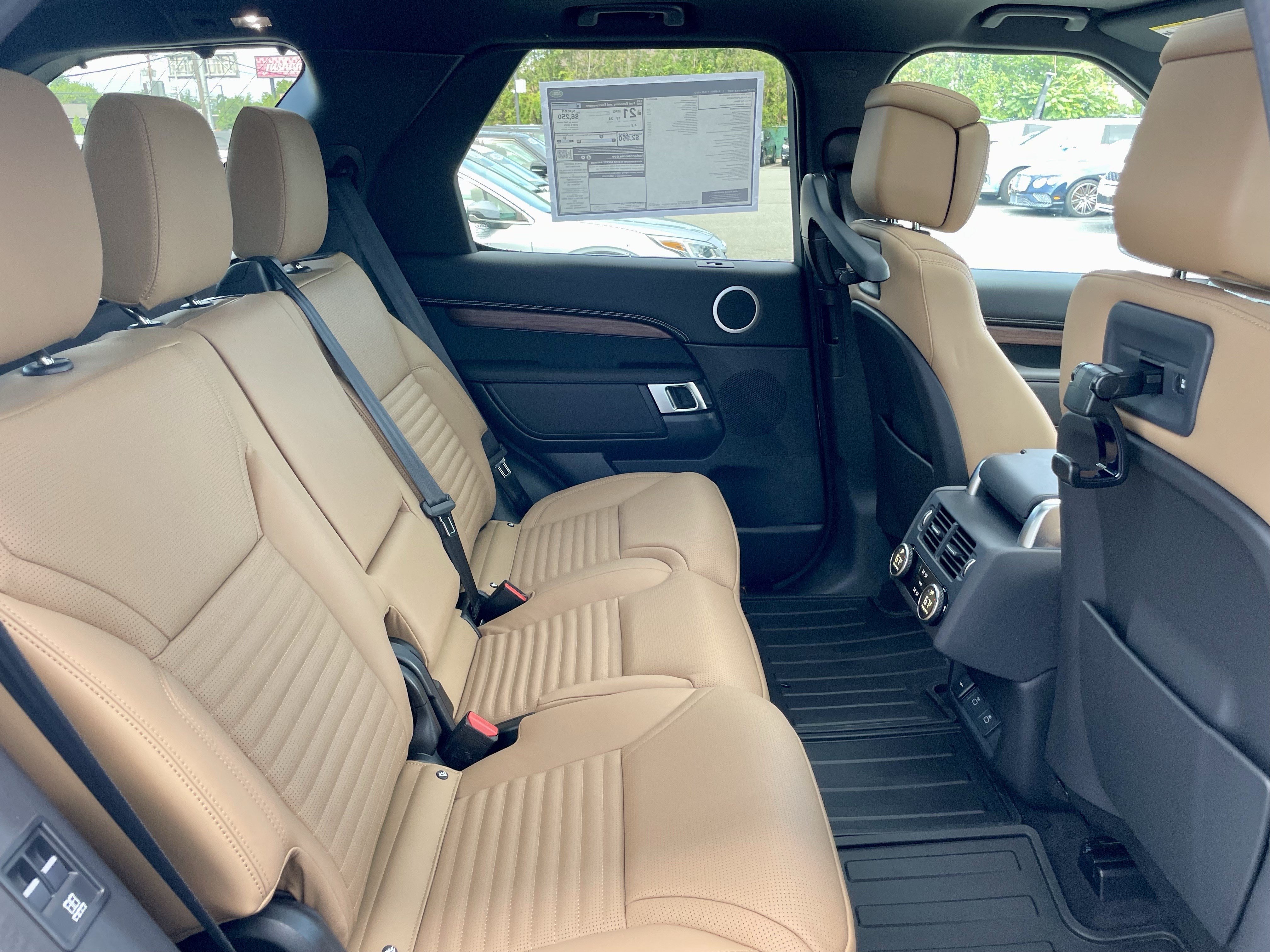 New 2026 Land Rover Discovery Dynamic SE AWD/4WD image 31
