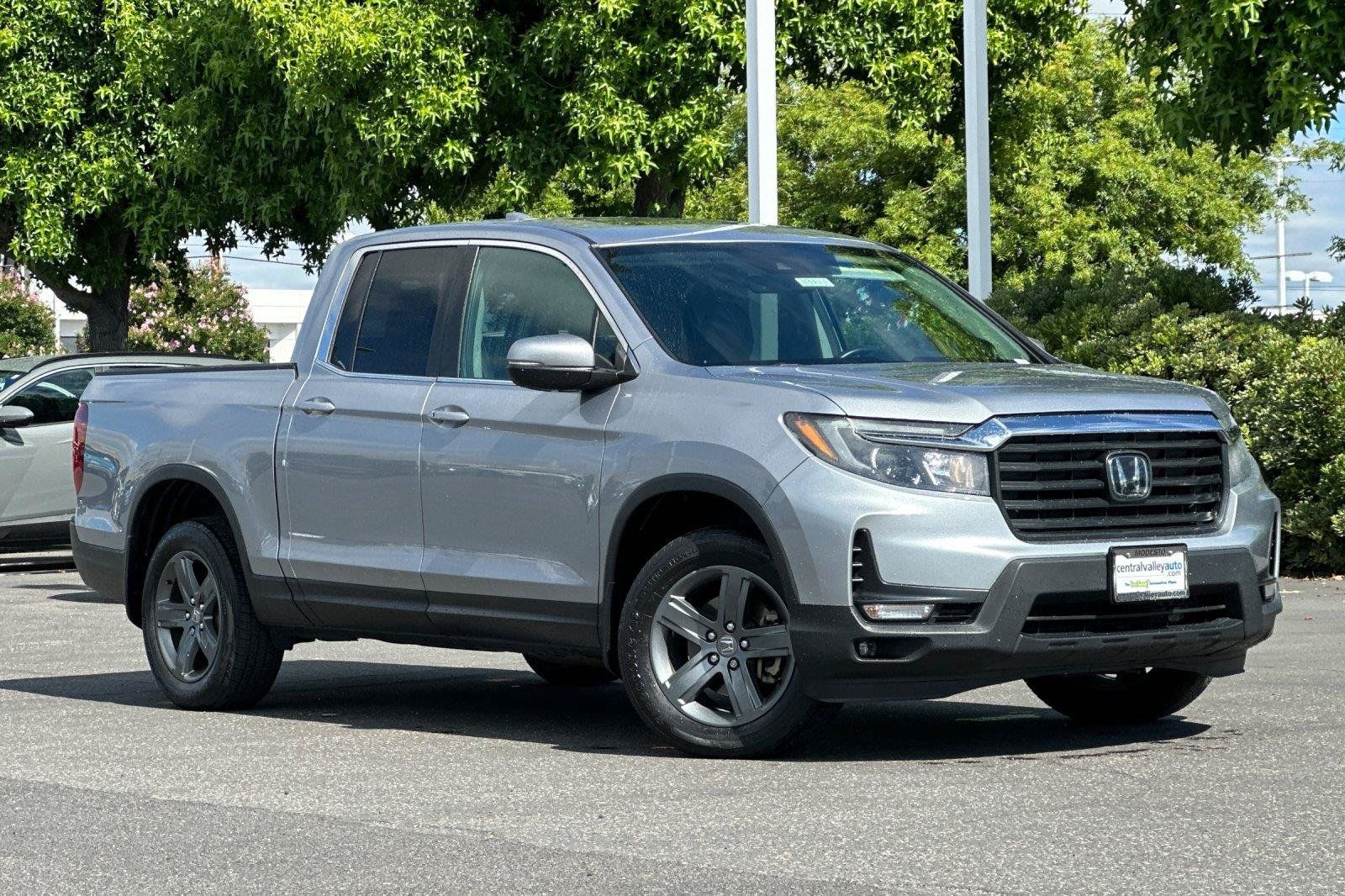 Used 2023 Honda Ridgeline RTL image 2
