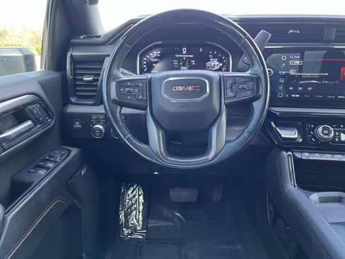 Used 2024 GMC Sierra 2500 AT4 w/ AT4 Preferred Package image 13