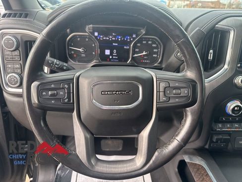 Used 2020 GMC Sierra 2500 Denali w/ Denali Ultimate Package image 18