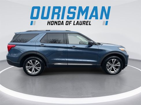 Used 2020 Ford Explorer Platinum w/ Premium Technology Package image 9