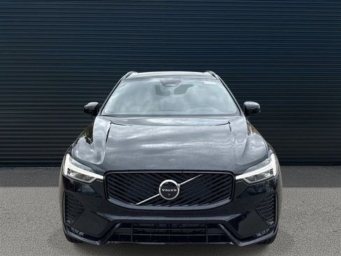 New 2026 Volvo XC60 B5 Plus w/ Climate Package image 2
