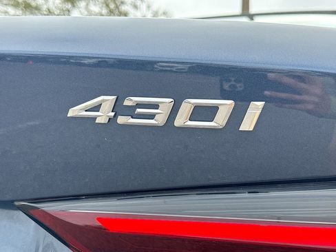 Used 2022 BMW 430i Convertible w/ M Sport Package image 11