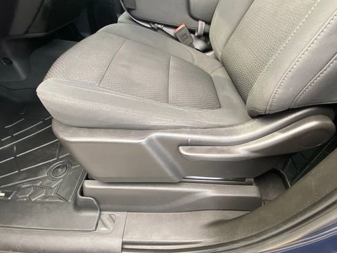 Used 2020 Chevrolet Silverado 1500 Custom w/ Custom Value Package RWD image 10