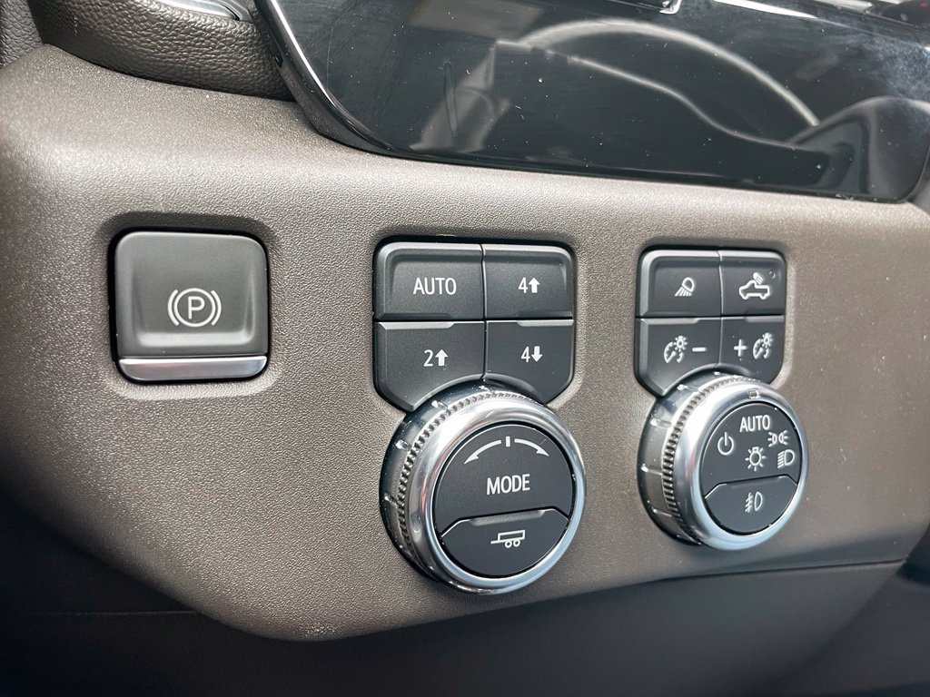 Used 2023 GMC Sierra 1500 SLT w/ SLT Premium Package AWD/4WD image 36