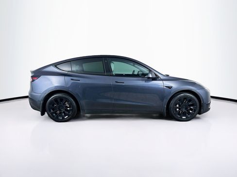 Used 2021 Tesla Model Y Long Range AWD/4WD image 10