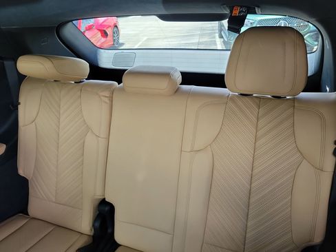 Used 2025 Cadillac Escalade IQ Luxury 2 AWD/4WD image 15