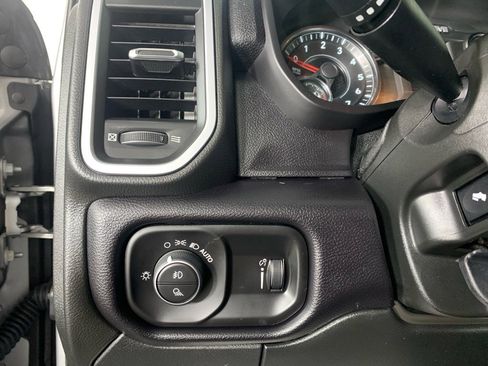 Used 2022 RAM 2500 Big Horn w/ Level 1 Equipment Group image 17