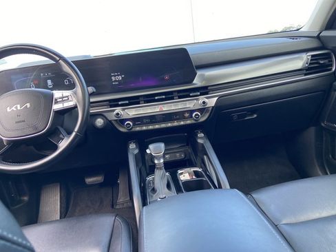 Used 2025 Kia Telluride S image 15