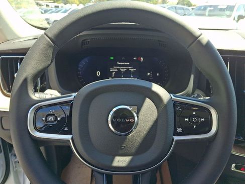 New 2026 Volvo XC60 B5 Plus w/ Climate Package AWD/4WD image 12