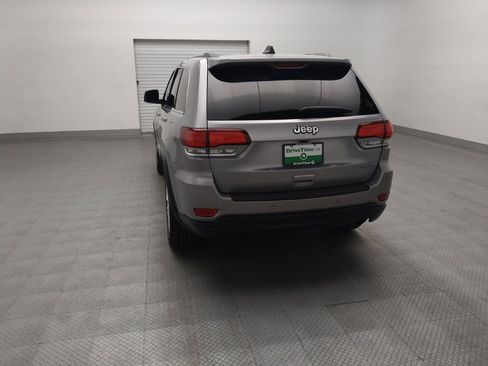 Used 2021 Jeep Grand Cherokee Laredo w/ Security & Convenience Group RWD image 6