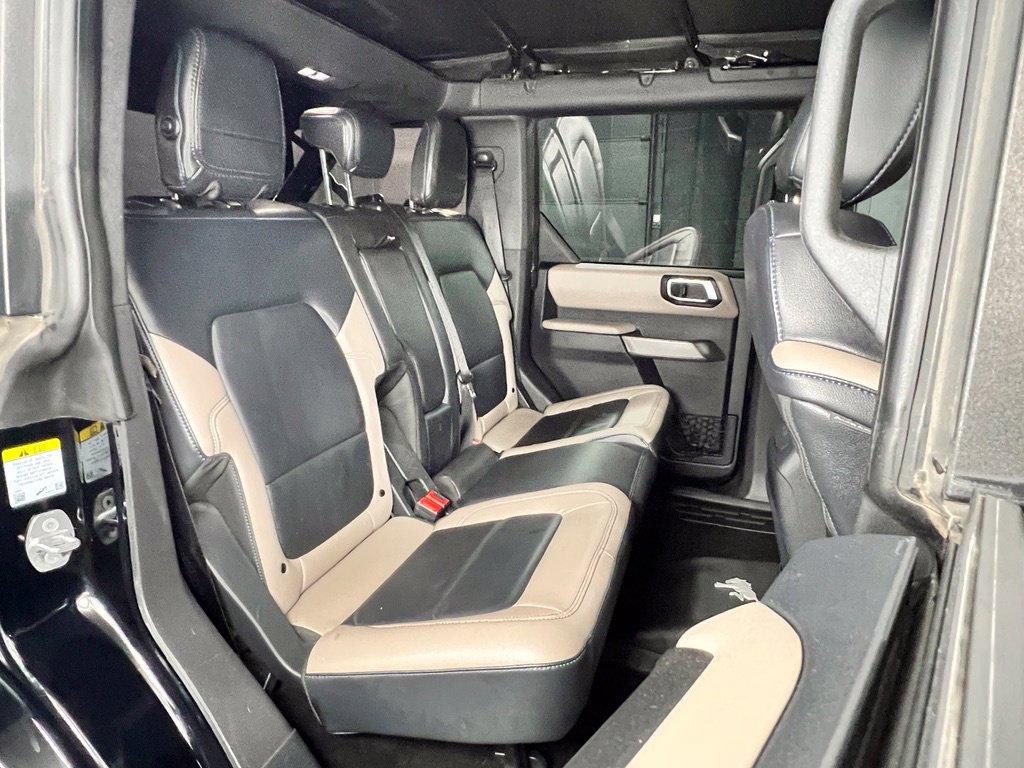 Used 2023 Ford Bronco Wildtrak AWD/4WD image 16