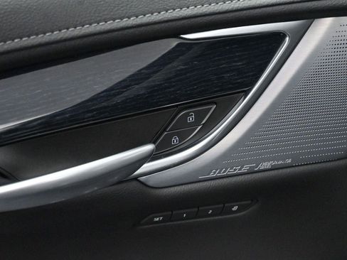 Certified 2025 Cadillac XT5 Premium Luxury image 10