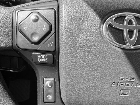Used 2023 Toyota Tacoma SR AWD/4WD image 18