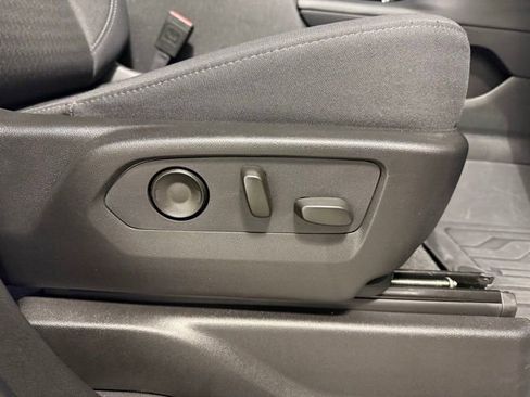 Certified 2024 GMC Yukon SLE w/ Gmc Pro Safety Plus Package image 28