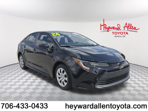 Certified 2024 Toyota Corolla LE FWD image 1