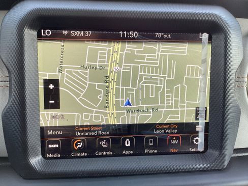 Used 2023 Jeep Gladiator Overland image 5