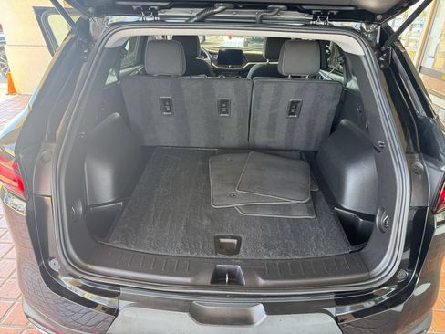 Used 2025 Chevrolet Blazer LT FWD image 27