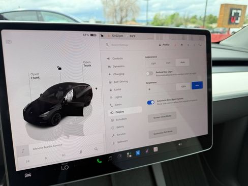 Used 2023 Tesla Model Y Long Range AWD/4WD image 34