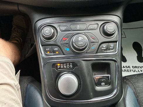 Used 2016 Chrysler 200 S AWD/4WD image 24