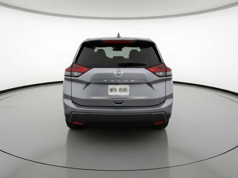 Used 2025 Nissan Rogue SV image 6