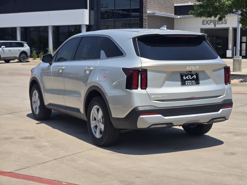 New 2026 Kia Sorento LX FWD image 3