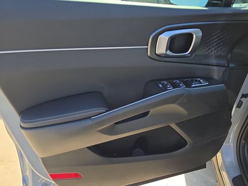 New 2026 Kia Sorento S AWD/4WD image 17