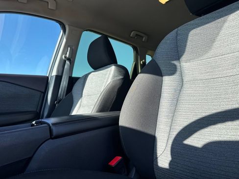 Certified 2023 Nissan Rogue SV FWD image 42