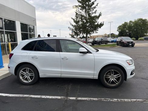 Used 2017 Audi Q5 2.0T Premium Plus w/ Technology Package AWD/4WD image 4