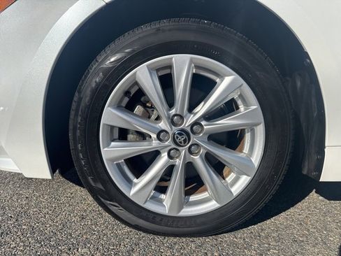 Used 2023 Toyota Corolla LE image 57