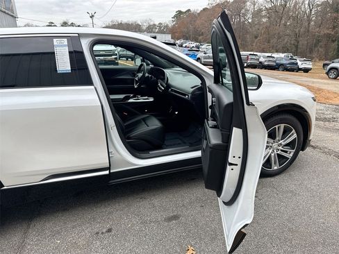 Used 2024 Cadillac Lyriq Tech w/ Driver Assist Package image 31