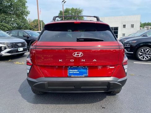Certified 2024 Hyundai Kona SEL w/ Convenience Package AWD/4WD image 5
