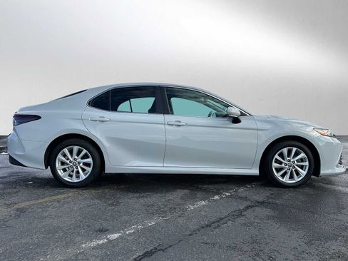 Used 2024 Toyota Camry LE image 8