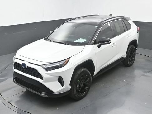 Used 2023 Toyota RAV4 XSE w/ XSE Grade Weather Package AWD/4WD image 33